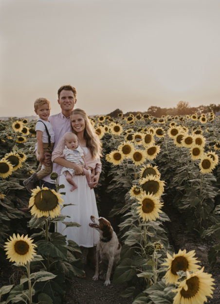 Montrose Colorado Photographer, Family portraits, Sunflower field, Couples Photographer, Engagement photos, Photo outfit ideas, Sarah Hall Photography, Grand Junction Colorado, Ridgway Photographer